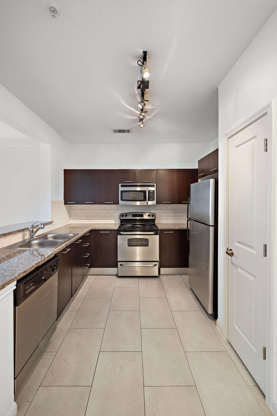 Townhome apartment in Heights